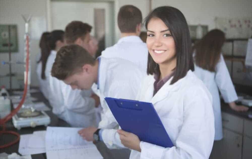 Accredited Pharmacy Schools That Don't Require PCAT 2022 - Academicng